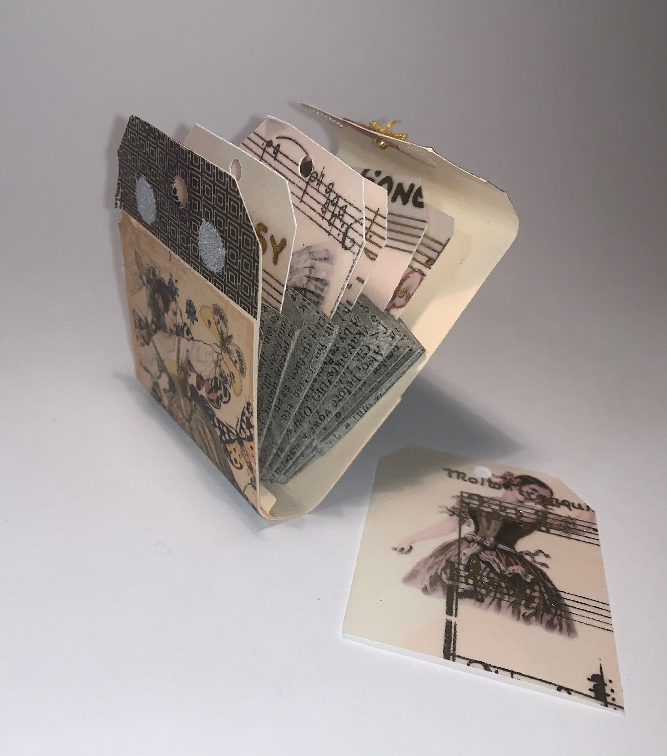 Katherine Niven Accordion Folder of Tags 2020